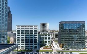 Platinum Tower - City Center - Golden Apartments